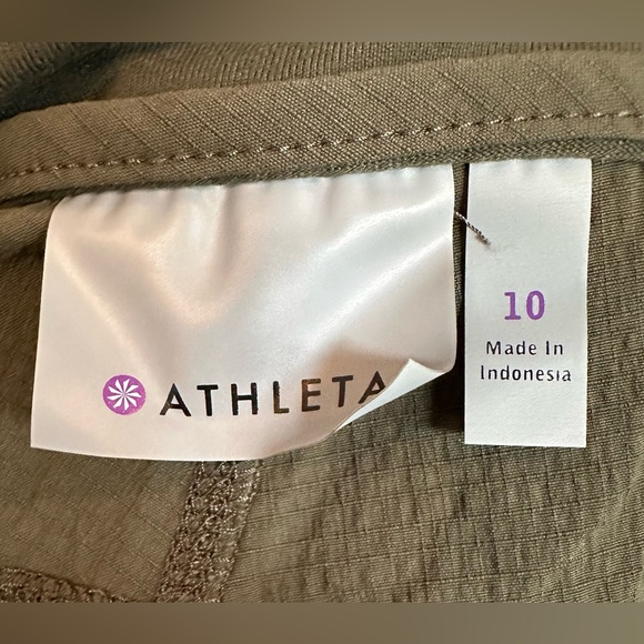 Athleta Trekkie cargo shorts - Picture 5 of 7